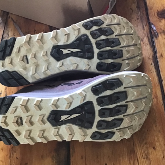 Women’s Altra Lone Peak 9 Trail Running Shoe Purple 8.5 EUC - Picture 5 of 6